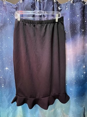 Black Skirt Women's Shien Curve Size 1X. Pencil skirt  wruffle. Dressy or not!