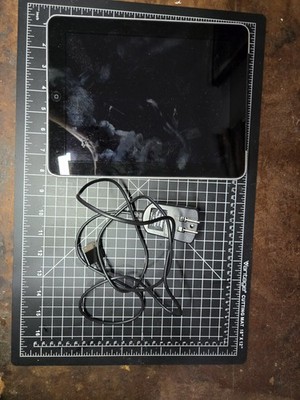 Apple iPad 1st Gen 16GB Model A1337  Not Working