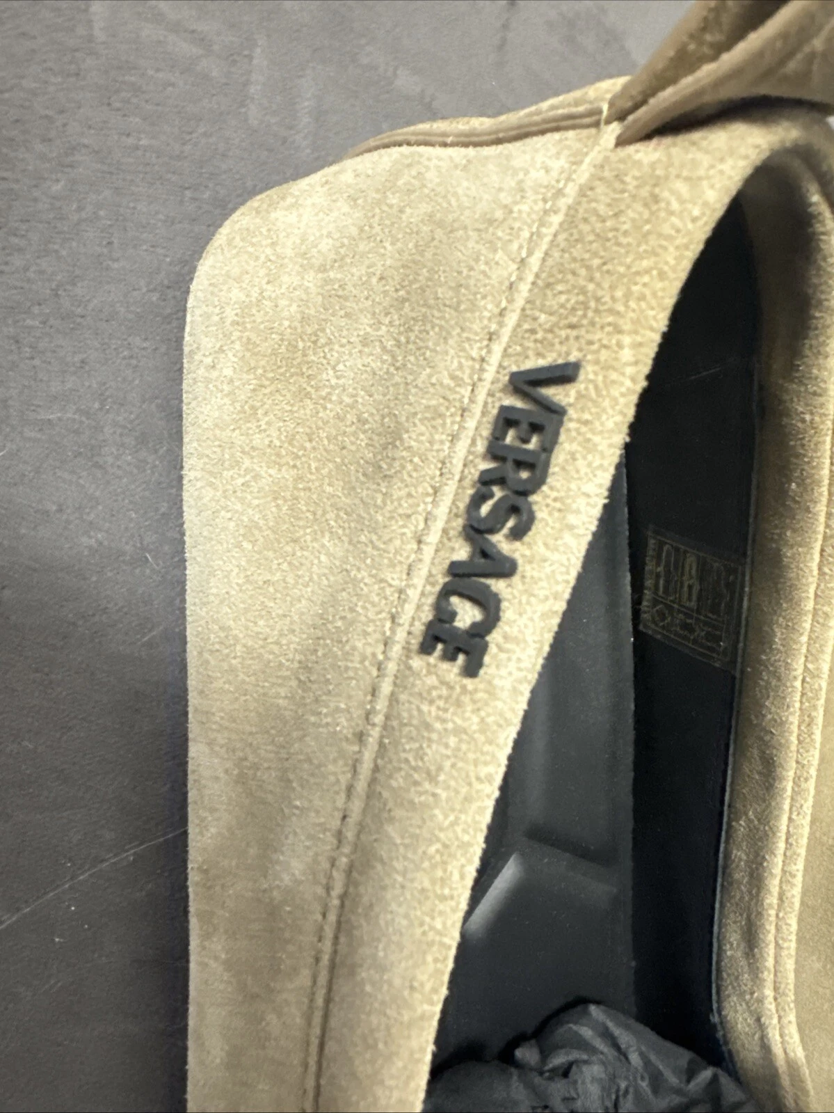 Scarpe mocassini Versace Villa scamosciate da guida Greca nuove $775 taglia 41