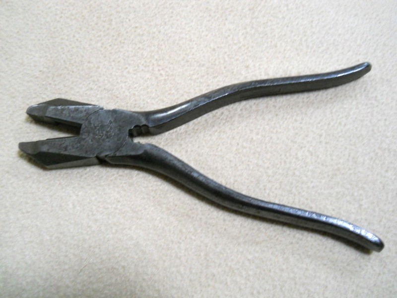 Vintage UTICA Tools 8 1/2" Lineman's Splicing Pliers # 57 / Circa Mid 1920's