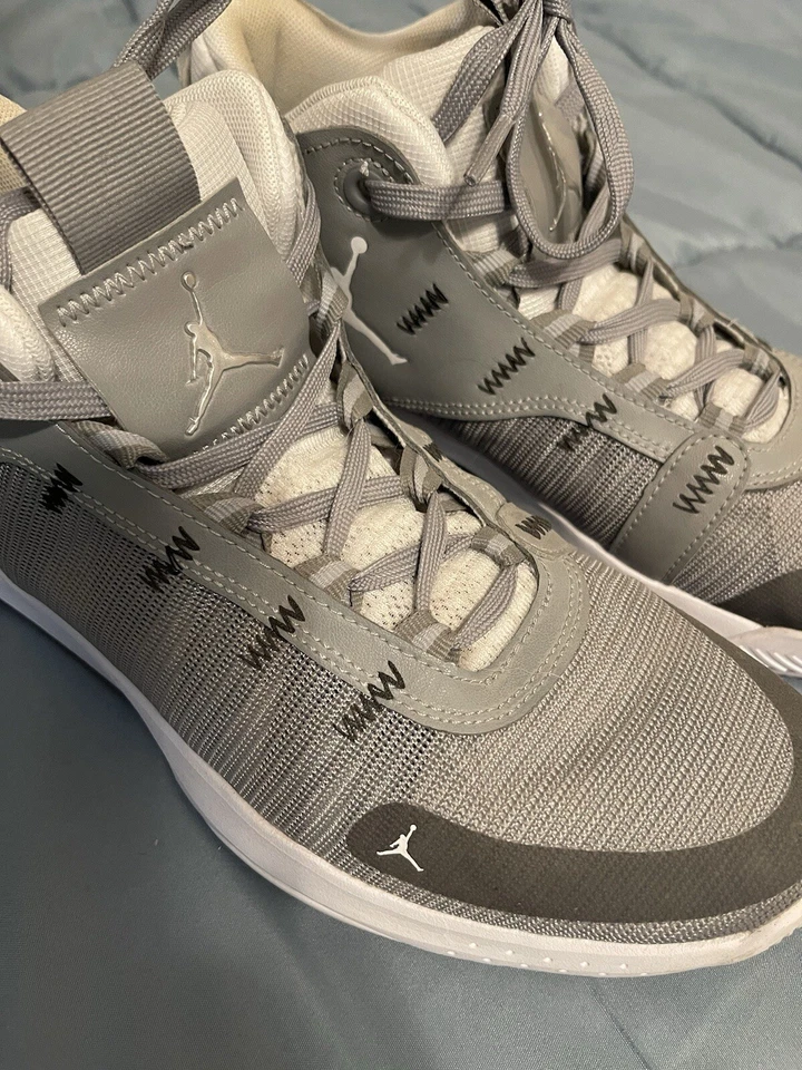 Tênis Jordan Jumpman Zoom Flight 2020 cinza/branco tamanho 10 masculino BQ3449-002 - Imagem 4 de 4