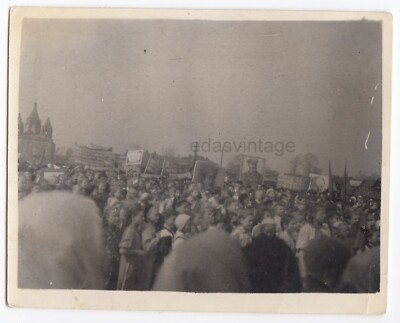 40s Crowd Joseph Stalin V. Lenin Kids Mess Faceless men Soviet antique photo odd