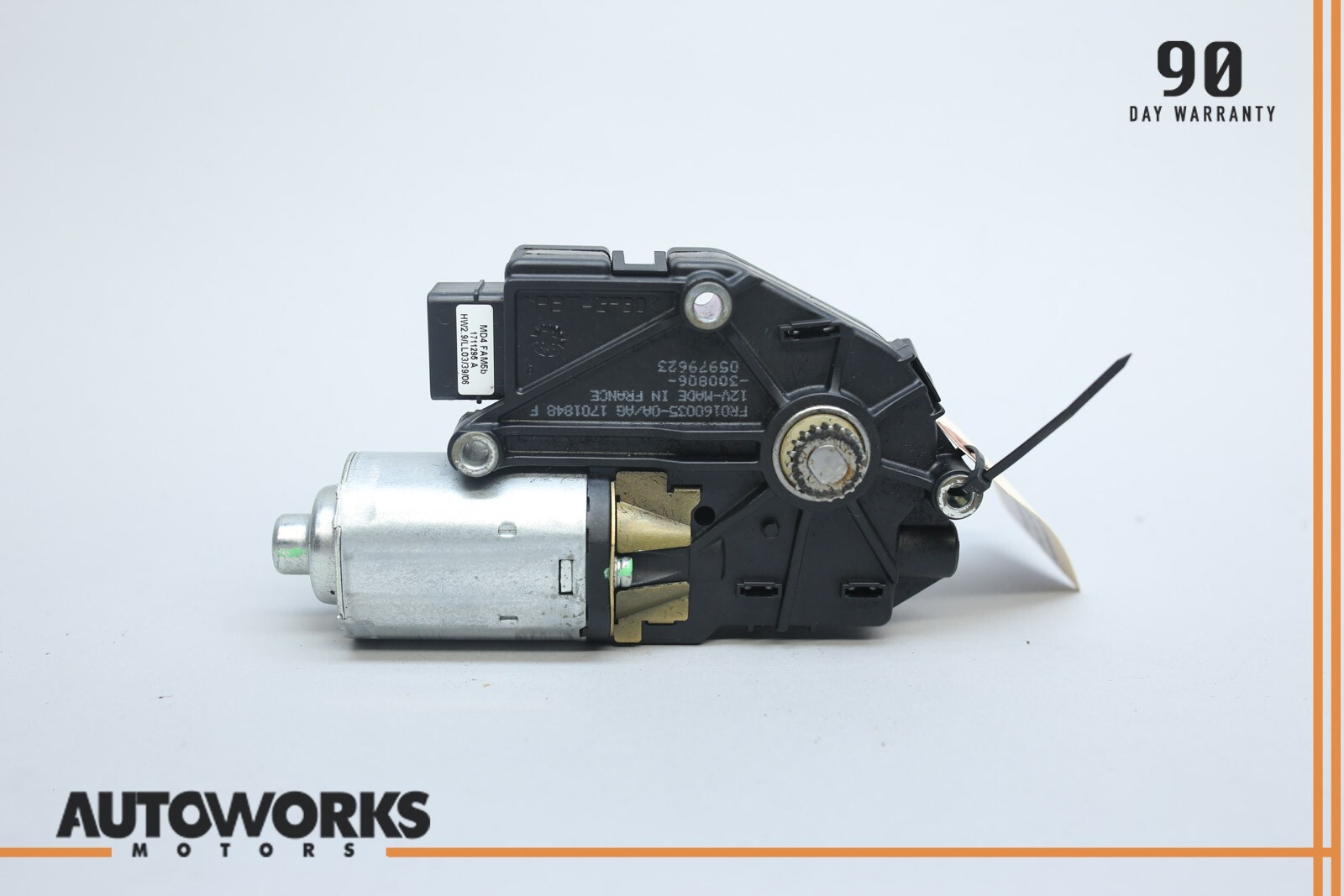 03-12 Maserati Quattroporte M139 Roof Sunroof Sun Roof Moon Motor OEM