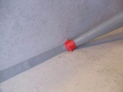 Neuartige Düse Drehdüsen mit Abzieher Fugengummi 6-10mm Fugen spart 50% Silikon - Bild 1 von 4