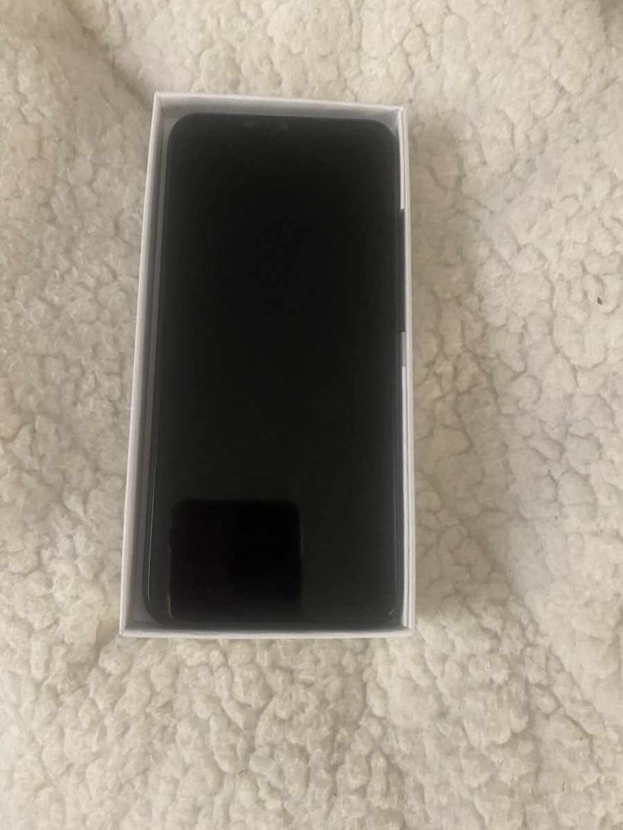 Smartphone Blackview A70 Pro – 4/32Go, Extensible 128Go, 4G, 5380mAh, Noir, Neuf