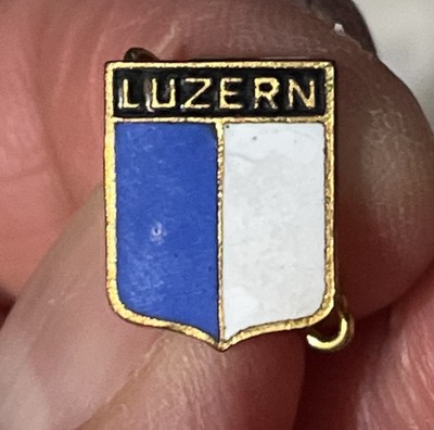 Vtg Luzern Lucerne Crest Shield Pin Switzerland Small Travel Souvenir Collect