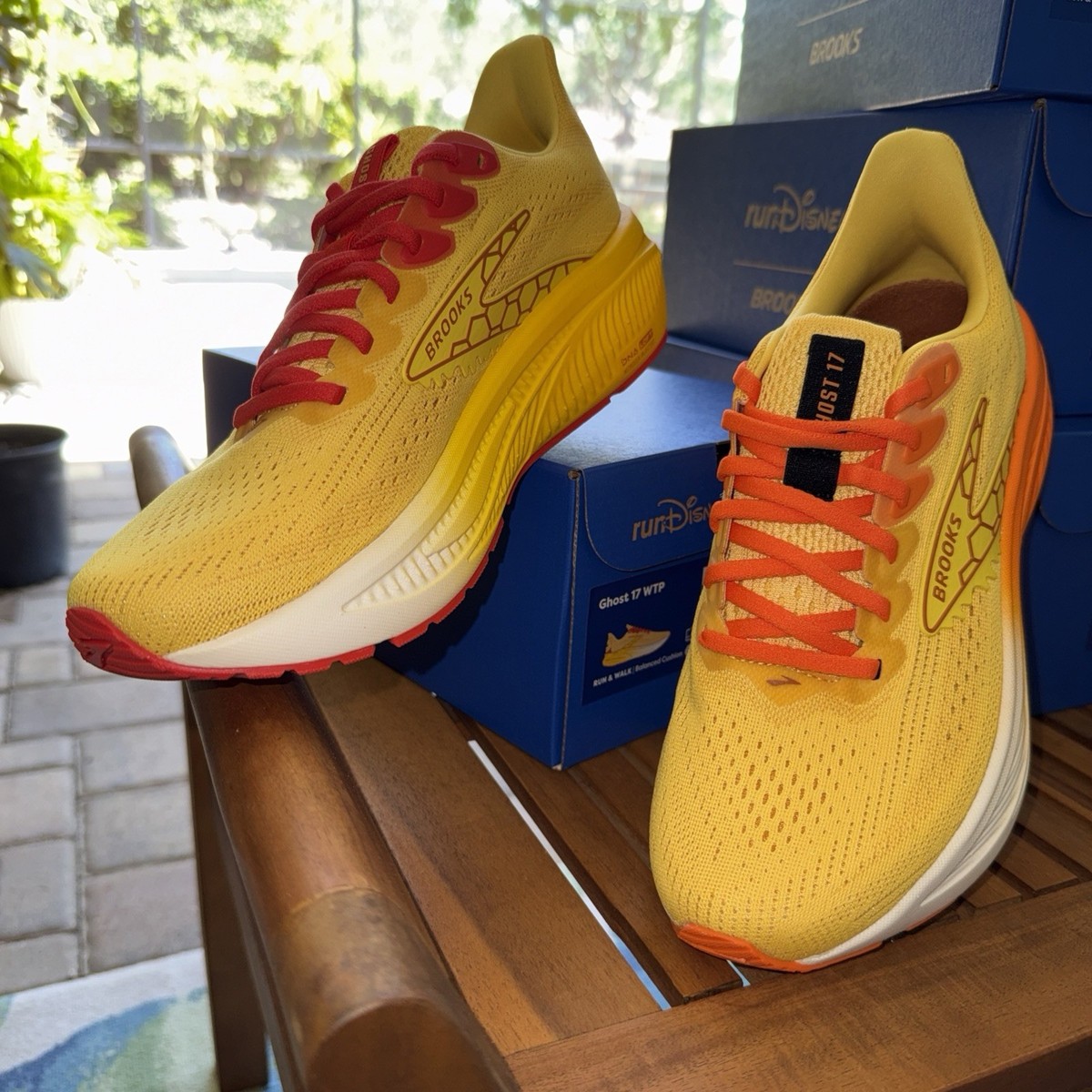 Men’s Size 9 runDisney Brooks Ghost 17 WTP Pooh & Tigger Running Shoes - NEW!! rundisney and @brooksrunning are teaming up again, launching  main image 4
