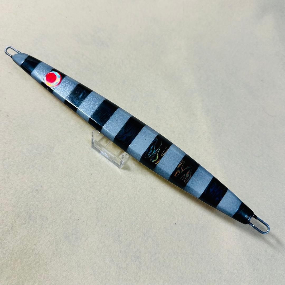 Isamu Jig 210g, Flat Hauri 260g, Victory Shirakami 175g Jigging Lures - Image 6