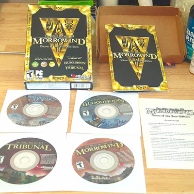 Bethesda The Elder Scrolls III: Morrowind GOTY Edition PC w/ Discs Manuals