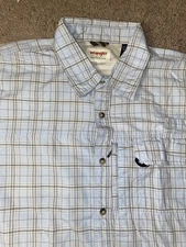 Wrangler Mens Size XL Beach Blue Striped Button Up Down Breathable Fishing Shirt