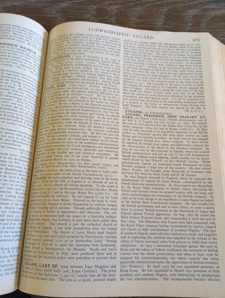 Encyclopedia Britannica 1768 Volume 14 - Image 3 of 4