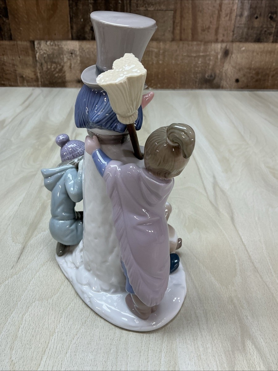 Lladro 5713 Snowman With Children Figurine In Excellent Condition