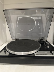 MINT MCS 6401 turntable