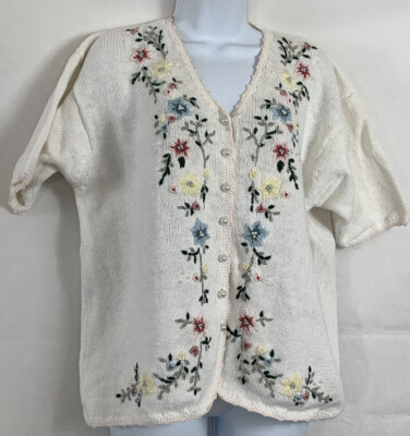 Carolyn Taylor Sz L White Floral Embroidery Button Cardigan