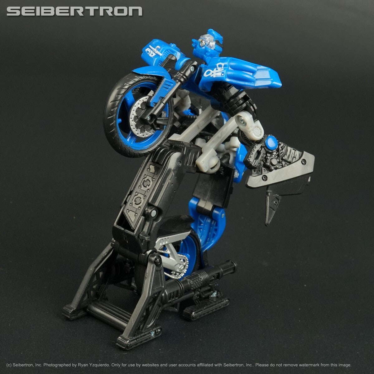 CHROMIA Transformers Revenge Fallen ROTF Deluxe complete