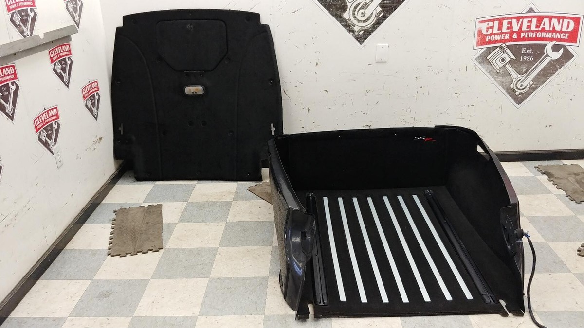 2003-2006 Chevrolet SSR OEM Bed Carpet Liner w/ Tonneau Cover