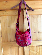 Handtasche von Mandarina Duck   bordeaux kari...