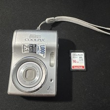 Nikon Coolpix L14 Digital Camera 7.1 MP LCD 3x Zoom Tested Works Silver Used