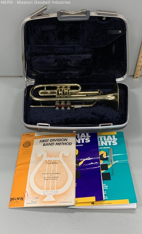 Conn Shooting Stars Bb Cornet USA Lacquer Student Instrument with Case & Books