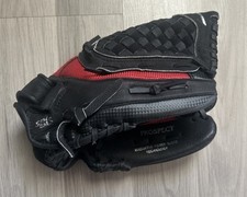 Mizuno Prospect MMX 116P2 11.5" Ballpark Red/Black Leather Baseball Glove RHT