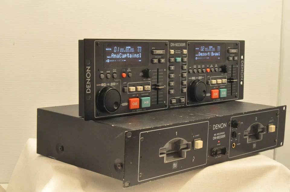 RARE Denon DN-M2300R Professional Dual Minidisc Player Recorder (TEST SEE VIDEO) - Image 2 of 4