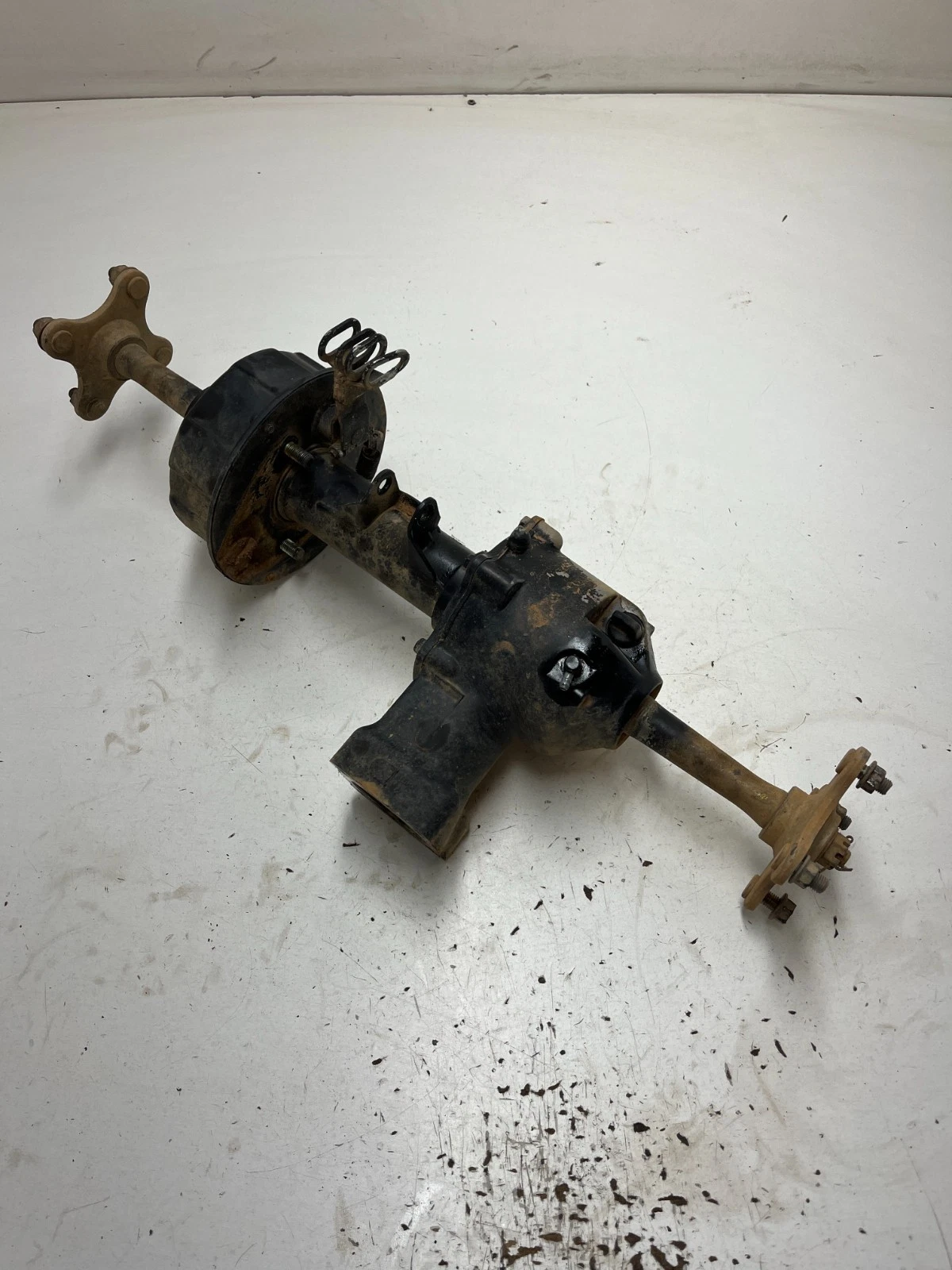 1989 89 Yamaha Moto 4 Yfm80 OEM Axle Carrier Differential Brake Hub BAD BEARING!