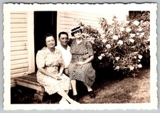 Vtg B&W Snapshot Group Man Two Women Patterned Dresses Porch Flower Garden 1940s