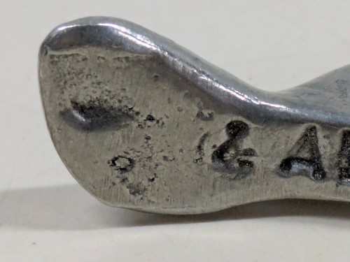 Tamara Hensick Designs 4” High Pewter Cast WISH BONE Sculpture Paperweight - Picture 6 of 6