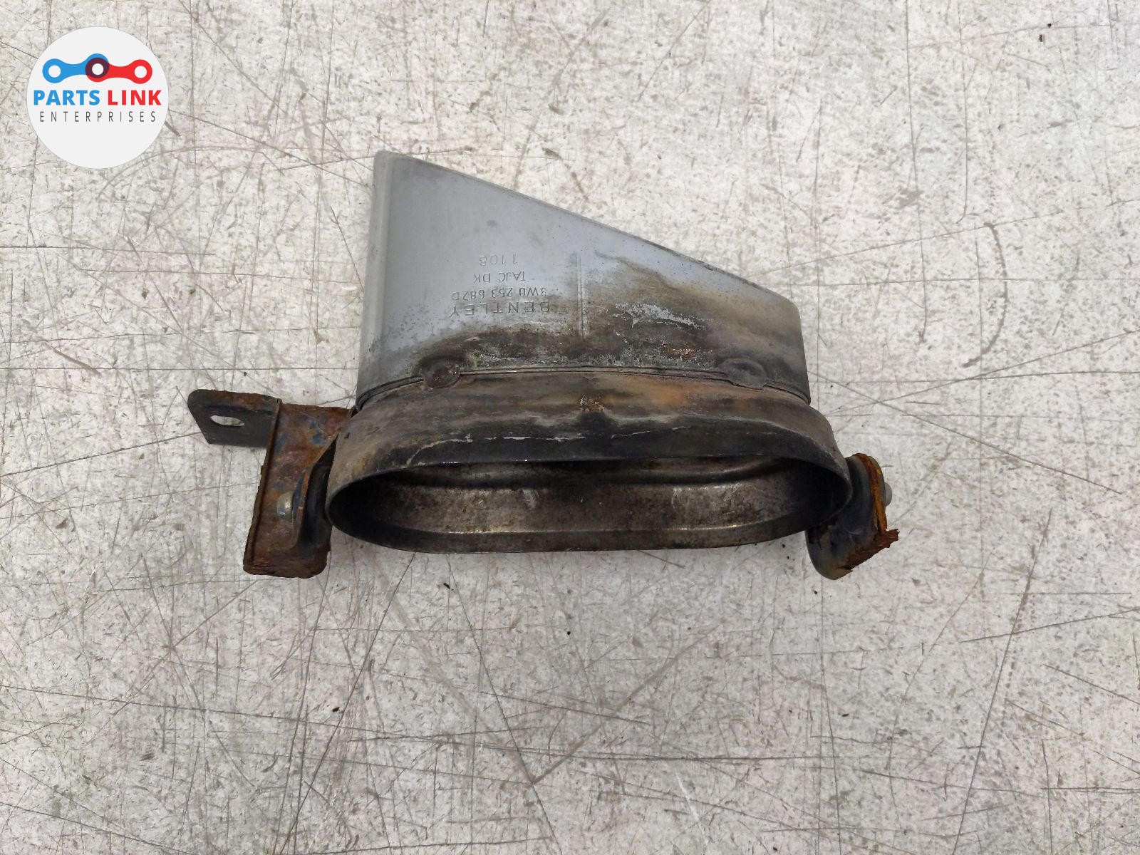 2006-12 BENTLEY CONTINENTAL FLYING SPUR REAR RIGHT EXHAUST TIP PIPE MUFFLER TRIM