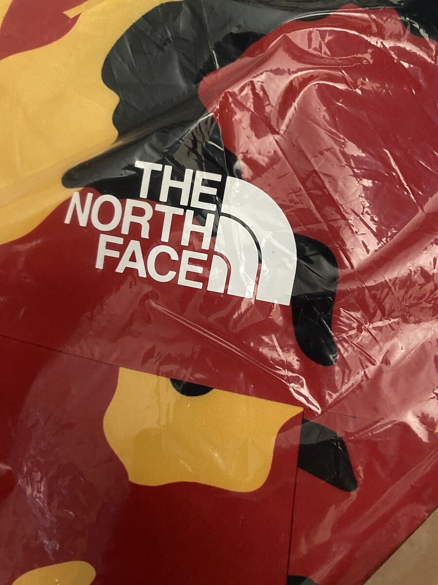 Supreme The North Face Split Taped Seam Shell Jacket Supreme The North Face Split Taped Seam Shell Jacket