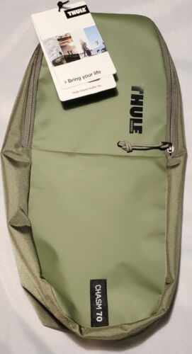 Neu mit Etikett Thule Chasm 70 16"" x 9"" kleine Tasche Sack grün Reisetasche Zubehör LESEN - Bild 1 von 15