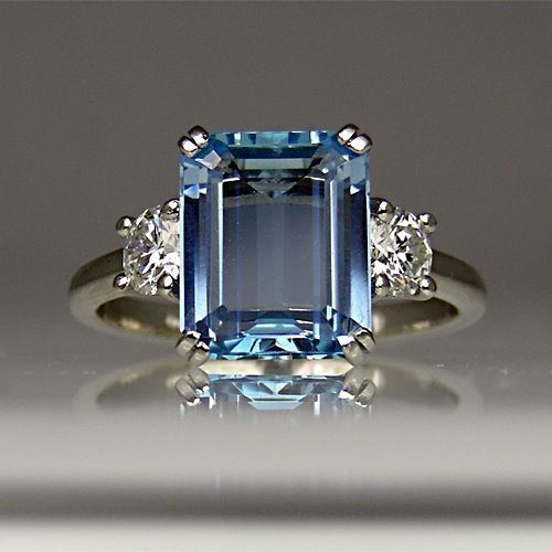 Bague Or Blanc 14 Cts - Émeraude Topaze Bleu Ciel Et Diamant 2,35 Ct - Taille Ajustable