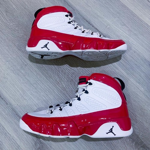 retro 9 red white