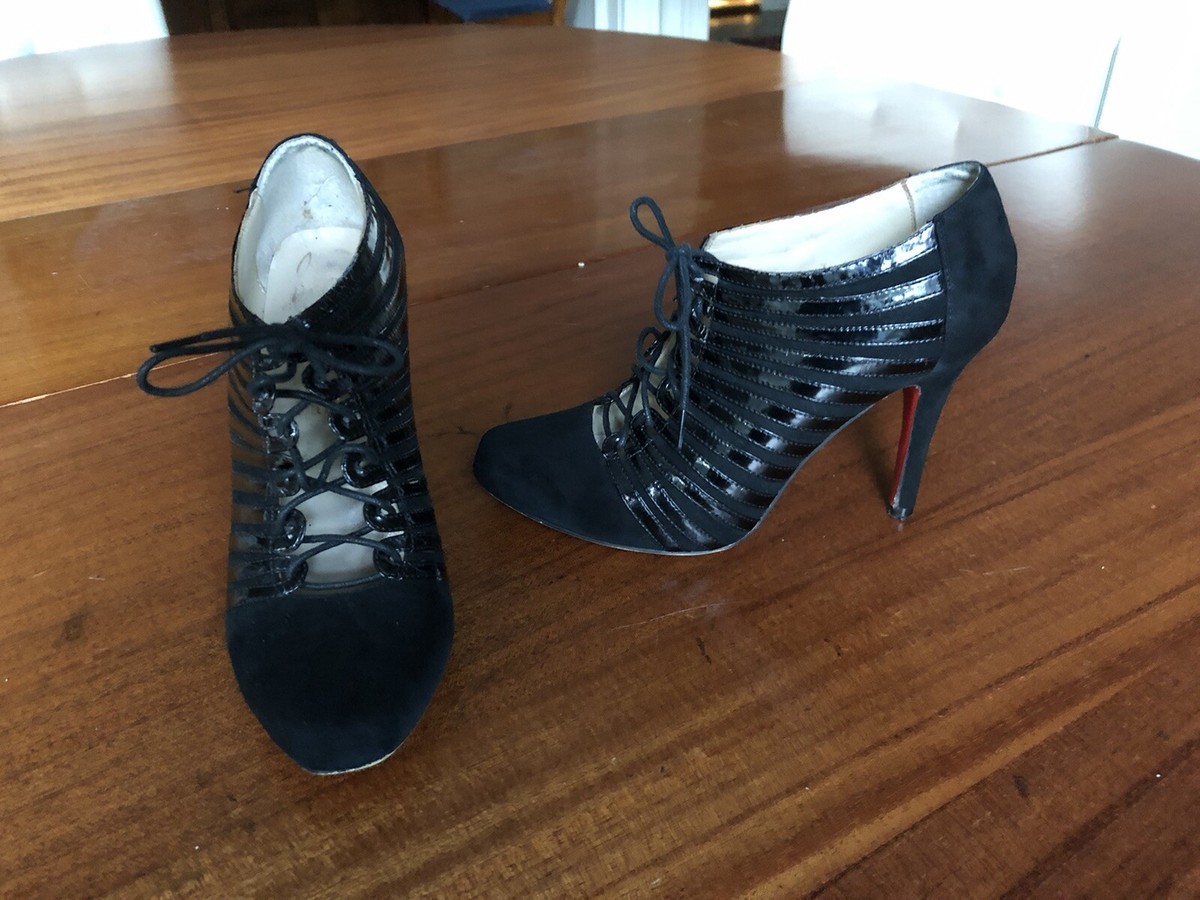 Christian Louboutin Black Leather and Suede Inverness Booties Sz
