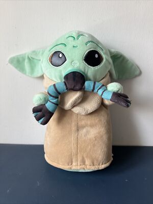 Baby Yoda Grogu Eating Frog Plush Toy Star Wars The Mandalorian