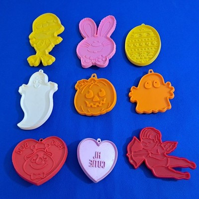9 Holiday Hallmark Plastic Cookie Cutters - Easter Halloween Valentines