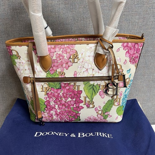 Dooney And Bourke Hydrangea Monogram Large Tote NWT - Picture 9 of 12