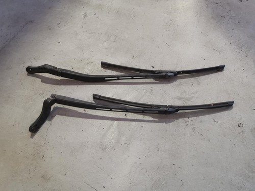 AUDI A6 WIPER ARM C5, FRONT (PAIR), 01/02-12/05 02 03 04 05
