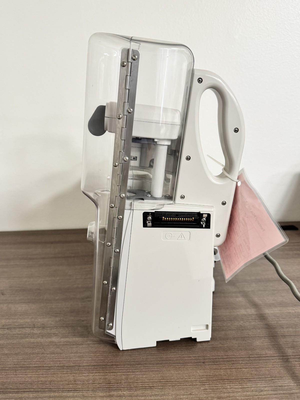 CARE FUSION ALARIS PC 8015 With EtCO2 8120 And PCA  8300 Modules