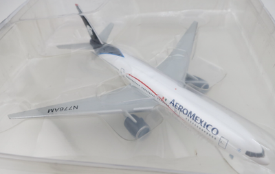 Herpa Aeromexico Boeing 777-200 Model - 1:500 - 524483 | eBay