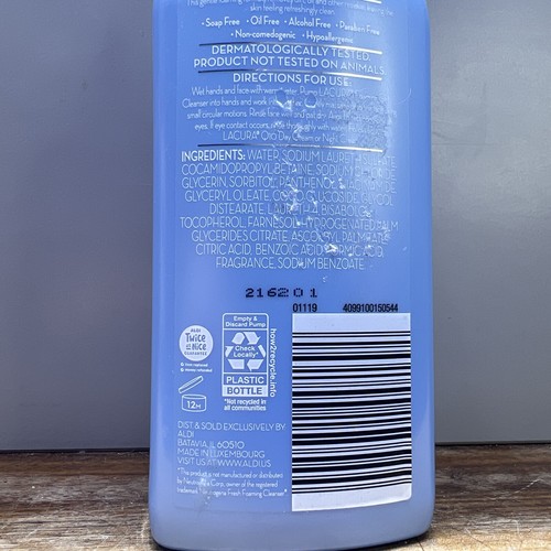 Lacura Face Care Foaming Gel Cleanser 8.45 fl. oz. (250mL) - Made in Germany - 第 3/3 張圖片