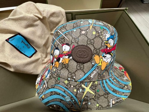 Gucci Disney Donald Duck GG Supreme 
