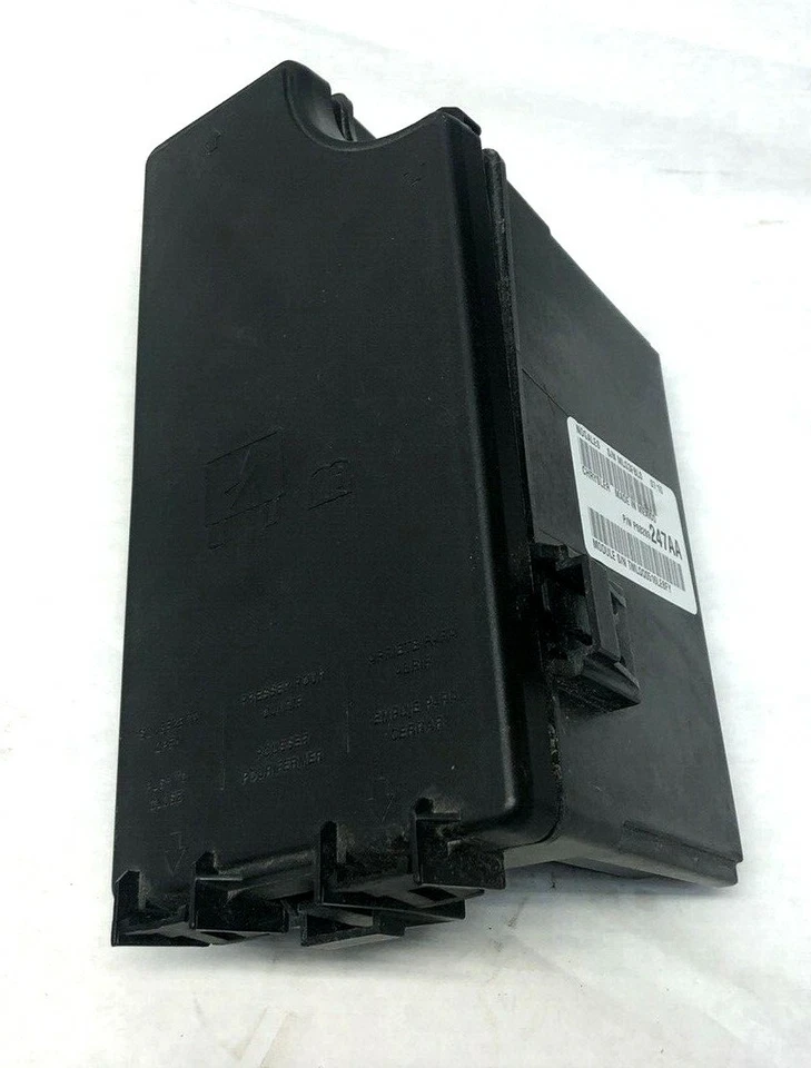 2016-2017 JEEP COMPASS/PATRIOT 保险丝盒发动机 ECU 原始设备制造商 68289247AA  — 第 3/4 张图片