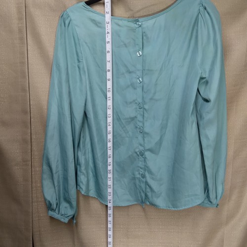 XHILARATION Womens Size XS Teal Button Down Back Round Hem Cutout Front Blouse - Picture 11 of 11