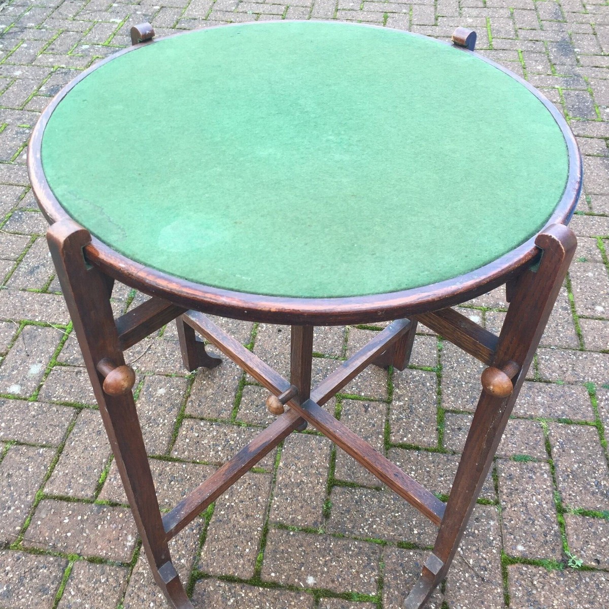 Round Folding Card Table