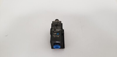 FESTO SDE5-V1-O-Q6-P-M8 PRESSURE SENSOR, 527458, 30VDC, NNB