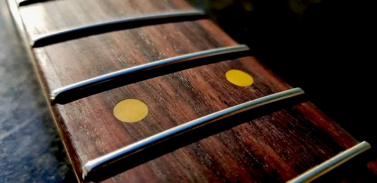 Aged Clay Dot Inlay - Relic For Fender Strat/Tele Neck - Aged