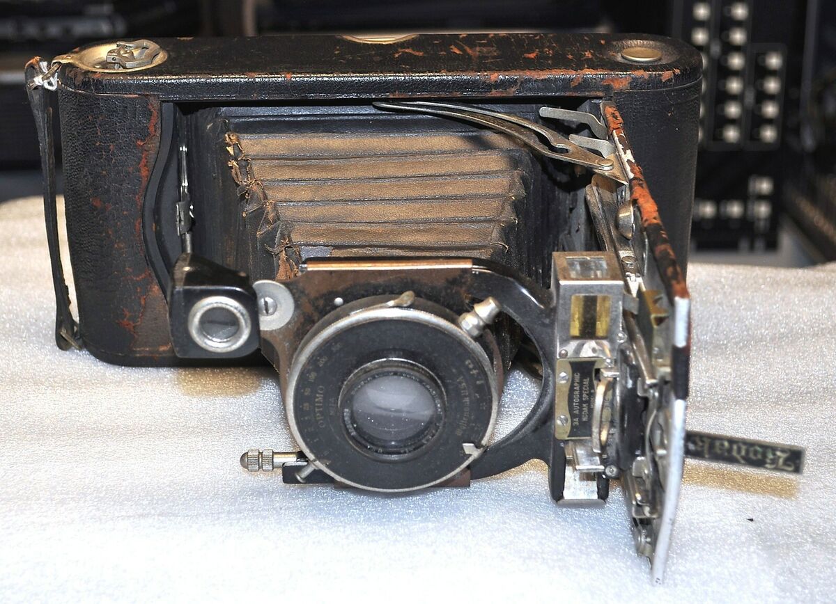 EASTMAN KODAK No.3A AUTOGRAPHIC KODAK SPECIAL BELLOWS CAMERA