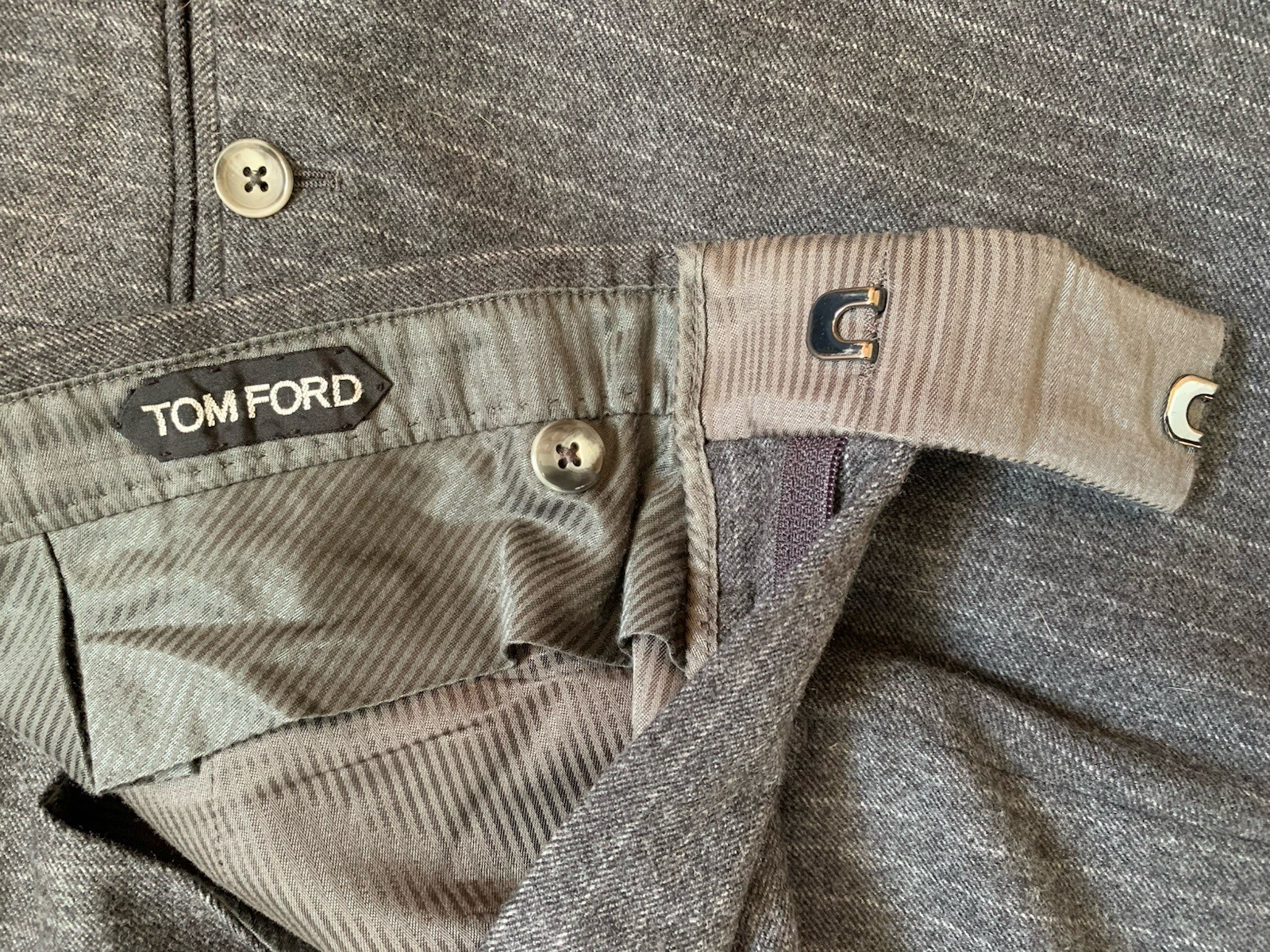 Mens ELEGANT TOM FORD "FIT Y" WOOL SUIT In CHARCOAL PINSTRIPE 42R *WORN 4 TIMES* image 10