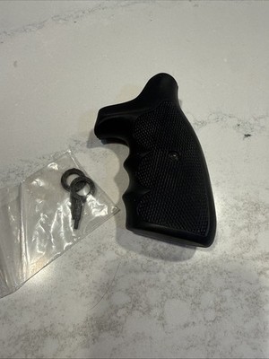 Uncle Mike's  Rubber Finger Groove Grip S&W K/L Frame